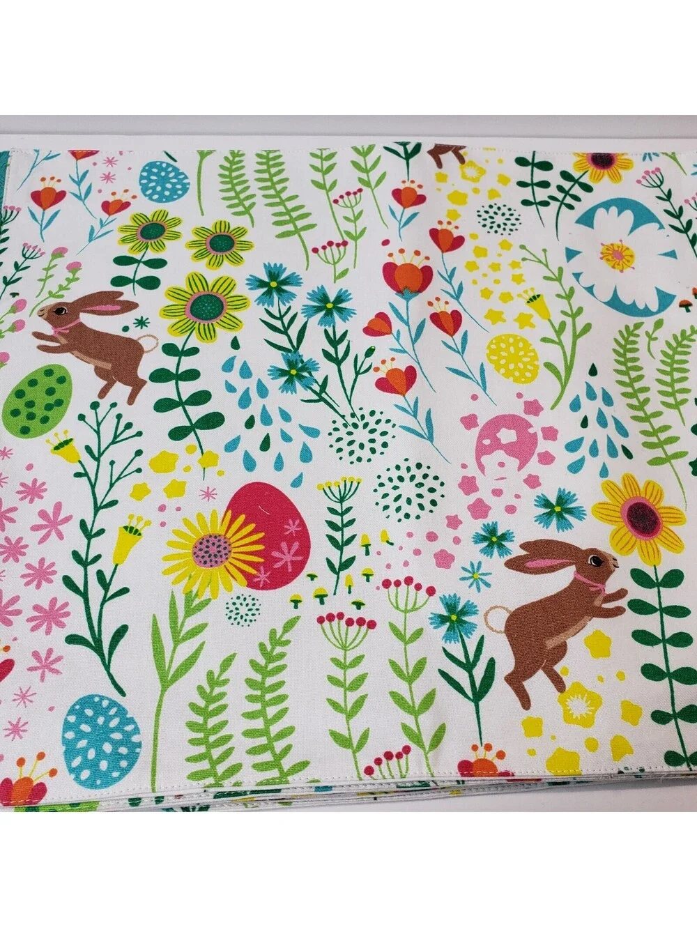 White Floral Easter Bunny Rabbit Placemats QTY 5 Cotton Teal Ric Rac Edges